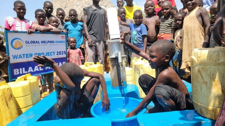 Uganda Water Well photo, 5 of 6