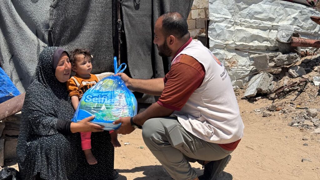 Urgent Palestine Baby Milk photo, 2 of 6